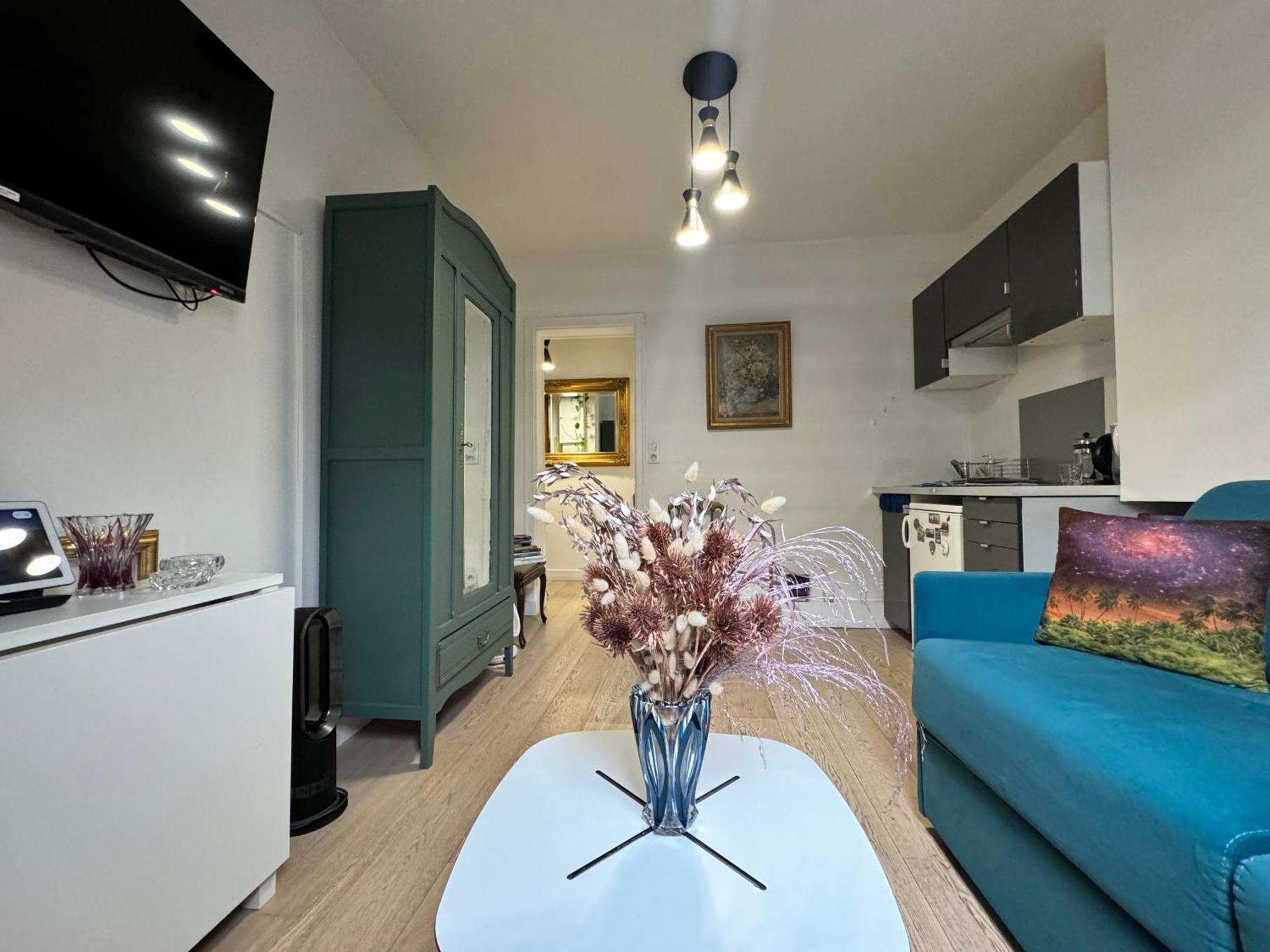 Cosy Studio 5 Minutes Tour Eiffel Paris Exterior photo